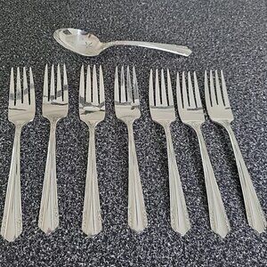 Vintage Wm. A. Rogers A-1 Plus Oneida Malibu 7 Salad/Cake Forks & 1 Sugar Spoon